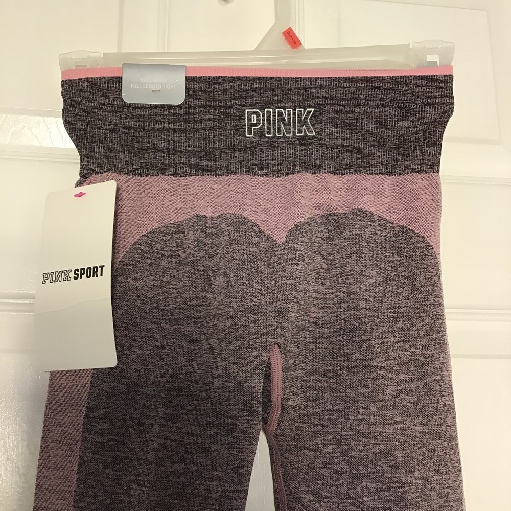 2 pairs VS Pink. Leggings.